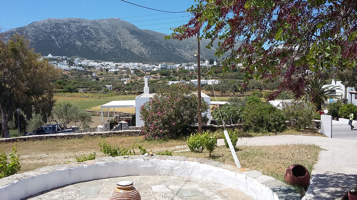 Δωμάτια Θεμωνιά, Κάτω Πετάλι - Σίφνος
