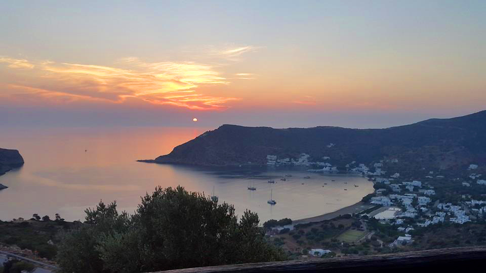 Παραδοσιακή Ταβέρνα Ψησταριά Κουτσουνάς, Βαθύ - Σίφνος