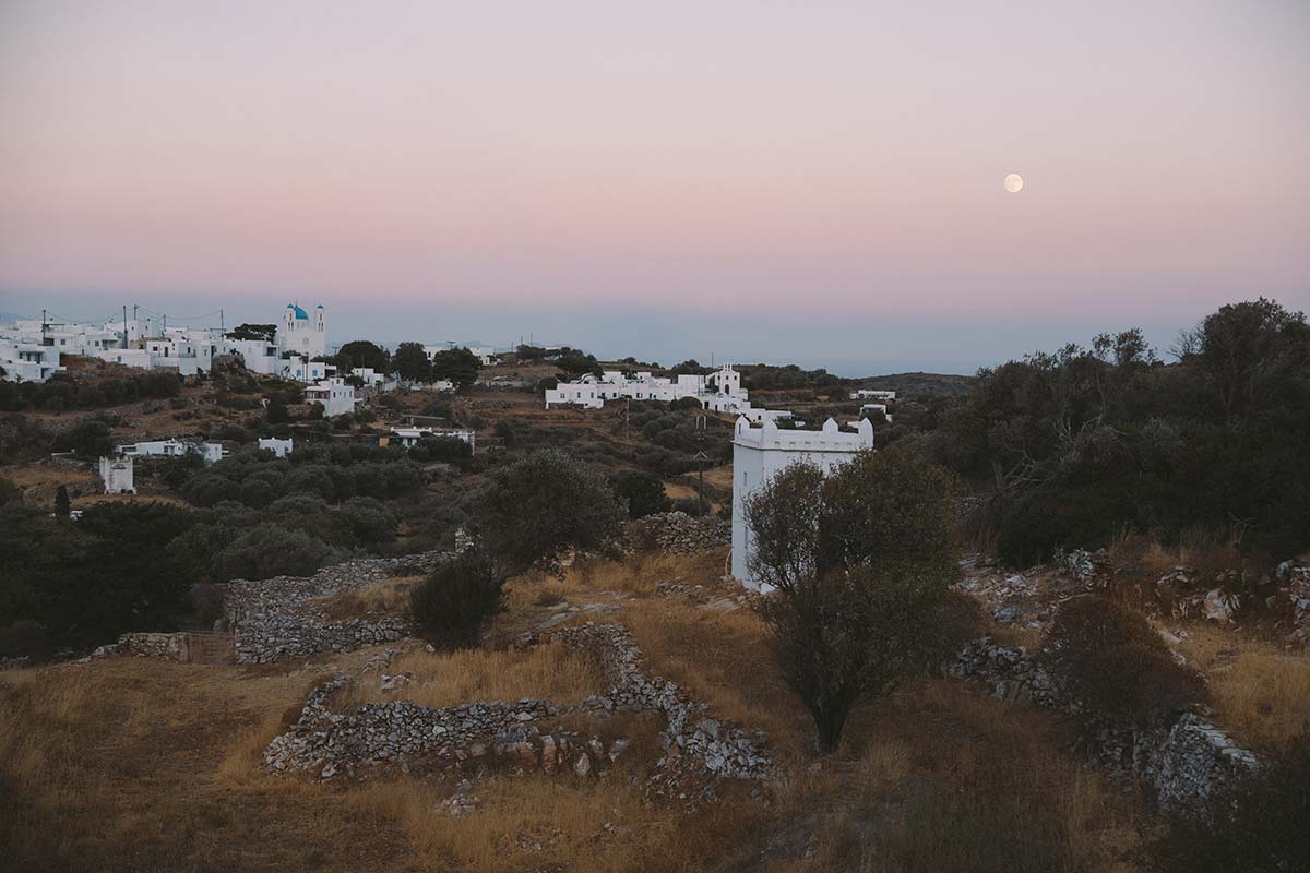 Σουίτες Νήσος, Απολλωνία - Σίφνος