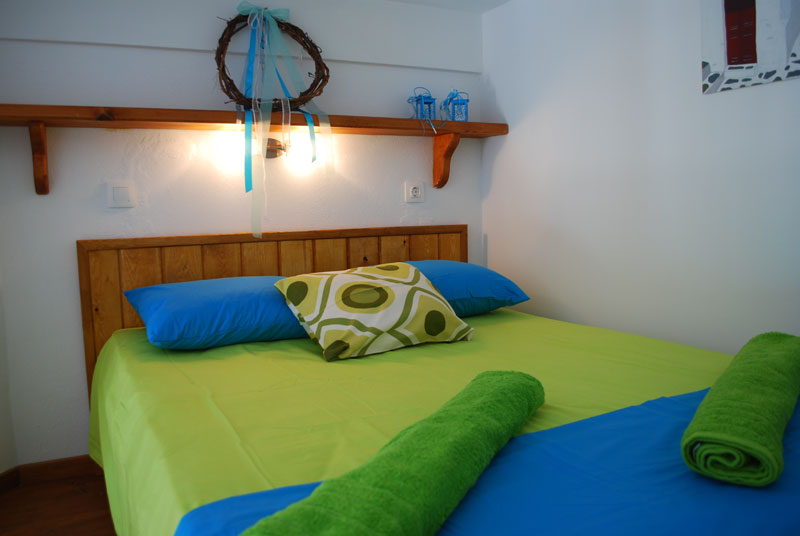 Διαμερίσματα Ευγενία, Πλατύς Γιαλός - Σίφνος