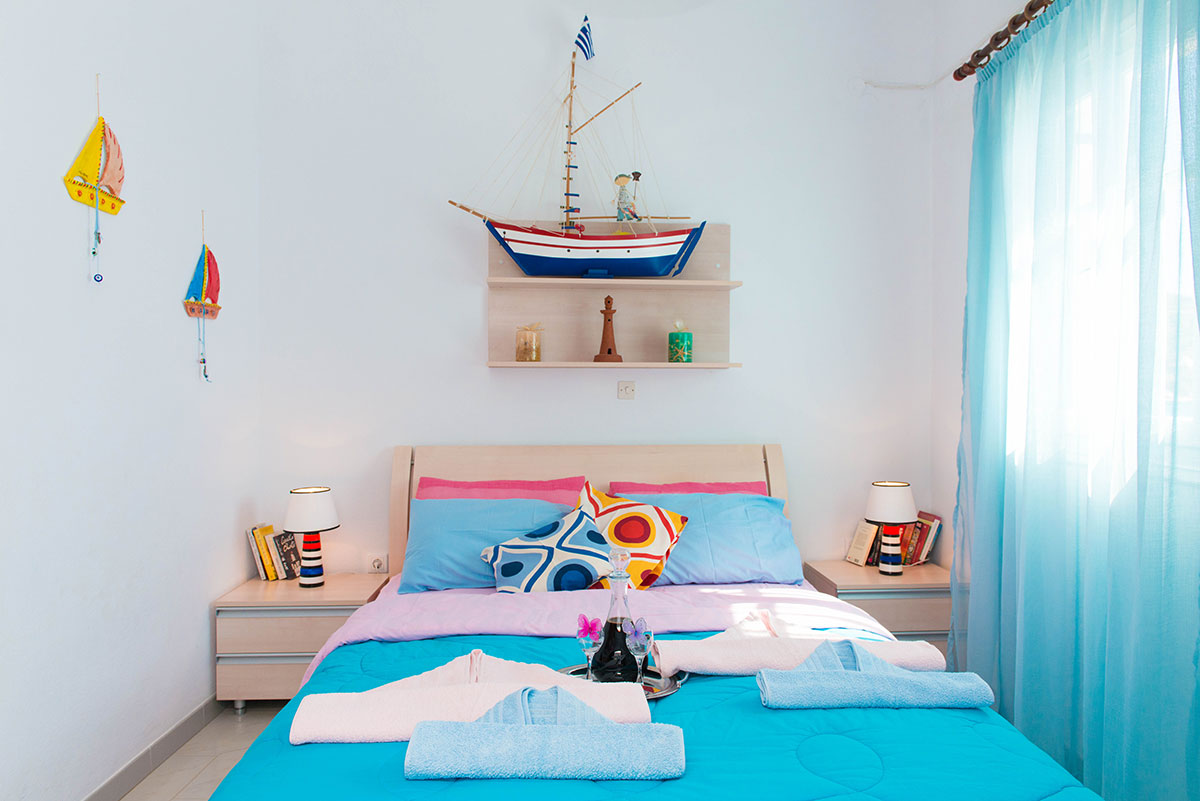 Διαμερίσματα Ευγενία, Πλατύς Γιαλός - Σίφνος