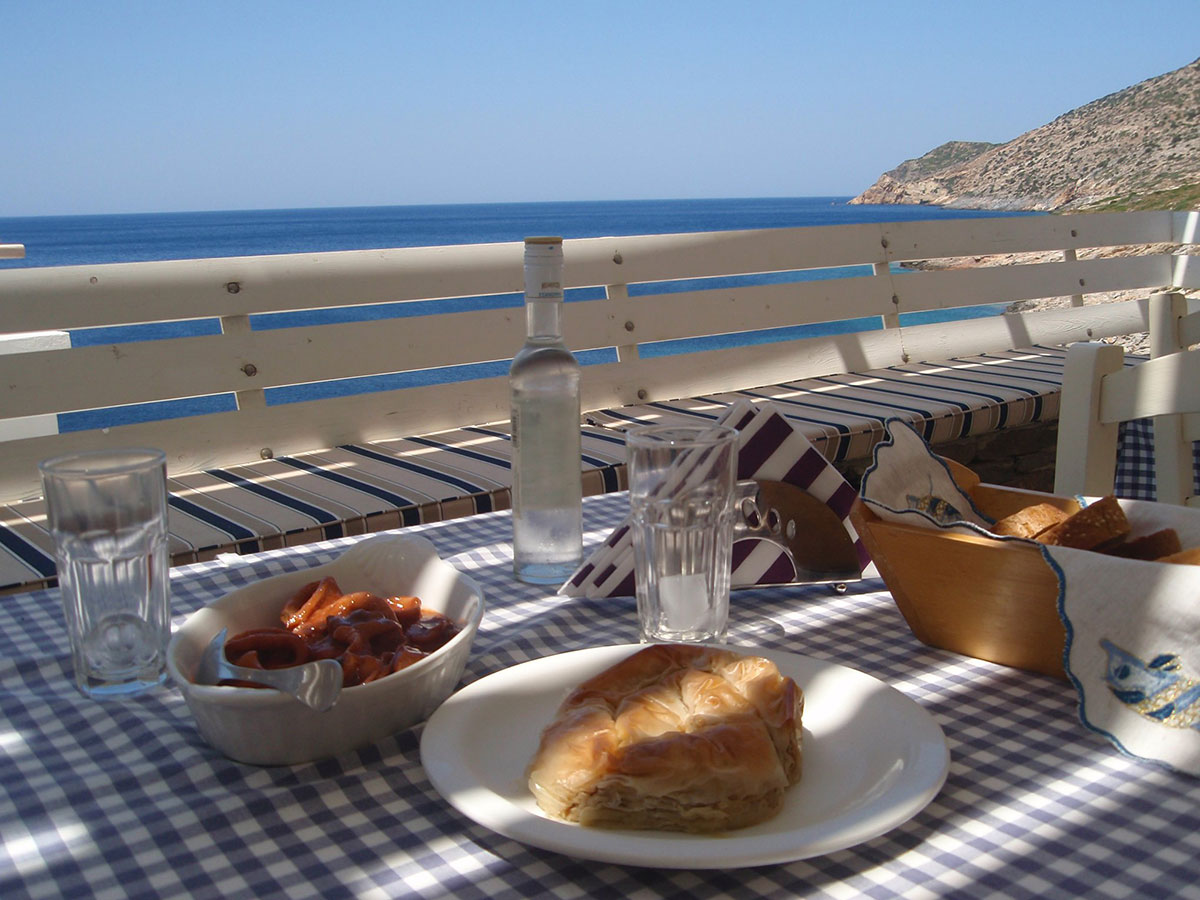 Σίφνος εστιατόριο Δελφίνι