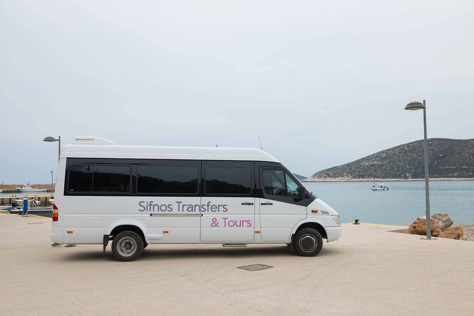 Μετακινήσεις με ιδιωτικό λεωφορείο στη Σίφνο